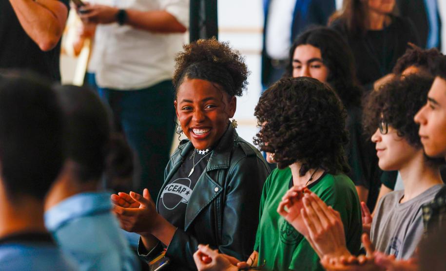 Na maior edição, Ganhando o Mundo enviará 1,2 mil alunos para intercâmbio em 2025