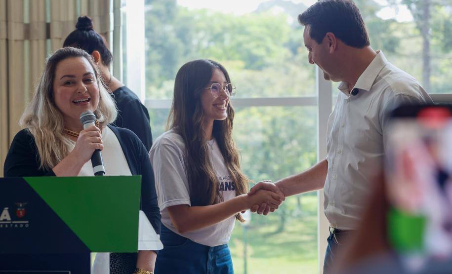 Na maior edição, Ganhando o Mundo enviará 1,2 mil alunos para intercâmbio em 2025