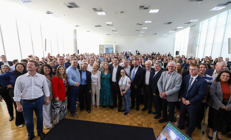 R$ 100 milhões: Governo lança maior edital de projetos voltados para crianças e adolescentes