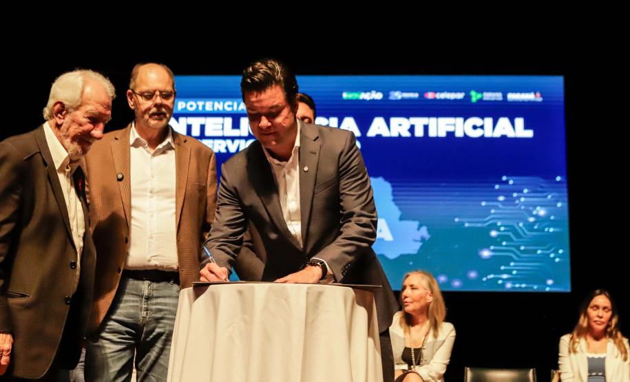 Estado apresenta potenciais da Inteligência Artificial em evento para servidores públicos