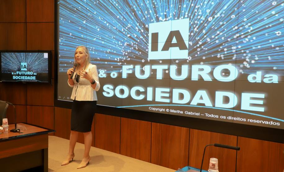 Estado apresenta potenciais da Inteligência Artificial em evento para servidores públicos