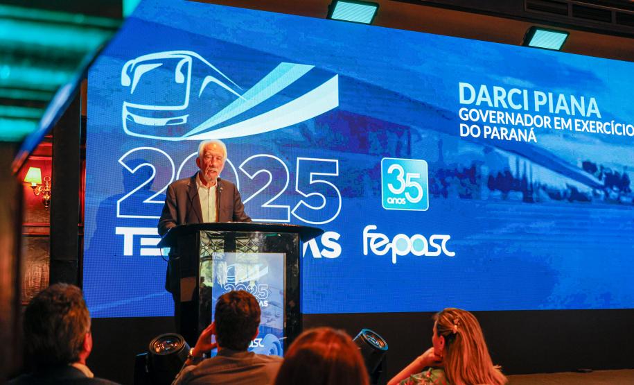 Darci Piana destaca turismo paranaense a empresários do transporte de passageiros