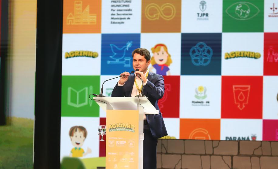 Integração entre educação e campo: Agrinho premia 2,6 mil estudantes paranaenses