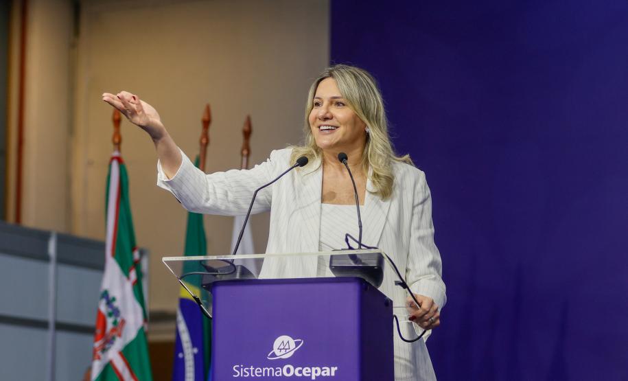 Governador destaca papel das cooperativas no crescimento econômico do Paraná