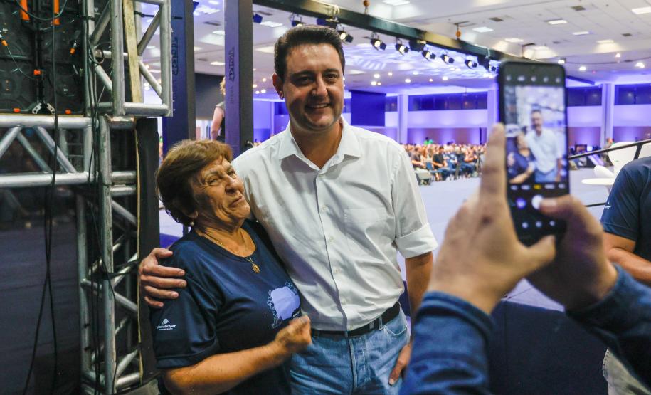 Governador destaca papel das cooperativas no crescimento econômico do Paraná