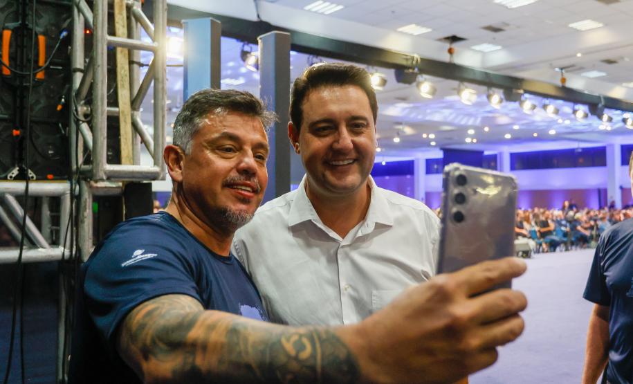 Governador destaca papel das cooperativas no crescimento econômico do Paraná