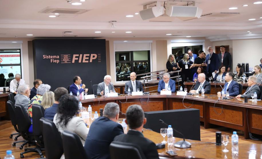 Redução da burocracia vem fortalecendo micro e pequenas empresas, destaca Piana