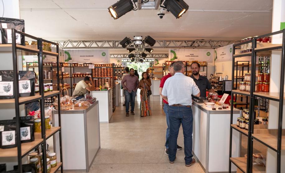 Feira Sabores do Paraná retorna a Curitiba para mostrar a força da agroindústria familiar