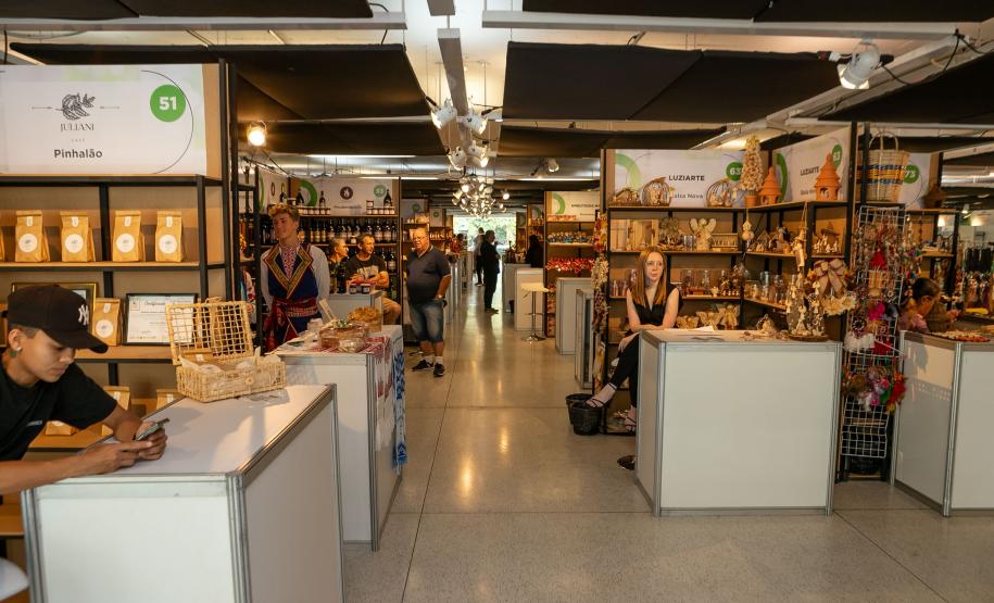 Feira Sabores do Paraná retorna a Curitiba para mostrar a força da agroindústria familiar