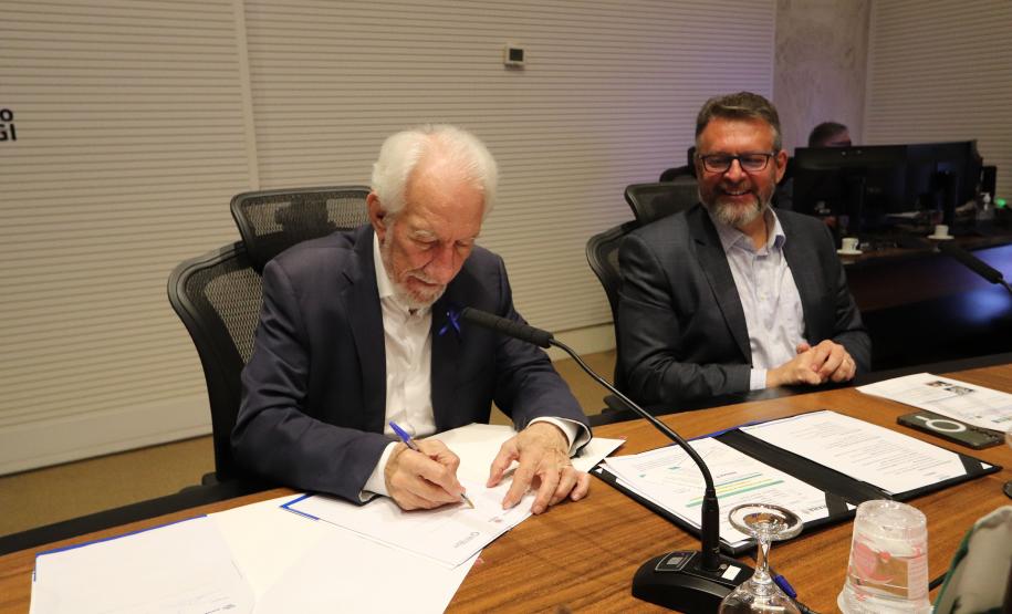 Tecnologia japonesa vai impulsionar compostagem de lodo de esgoto na Sanepar