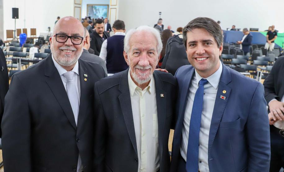 Paraná sedia encontro da rede de centros de inteligência estaduais para gestão do SUS