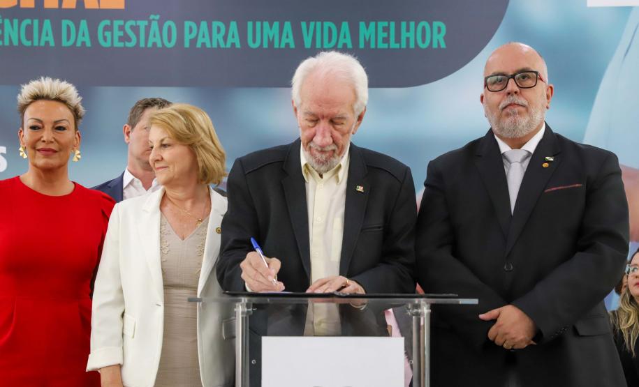 Paraná sedia encontro da rede de centros de inteligência estaduais para gestão do SUS