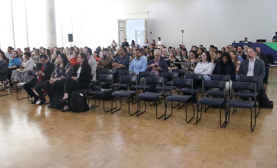 Paraná sedia encontro da rede de centros de inteligência estaduais para gestão do SUS