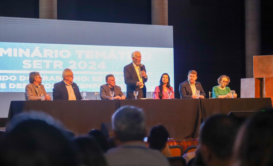 Estado promove seminário sobre desafios e oportunidades do mercado de trabalho