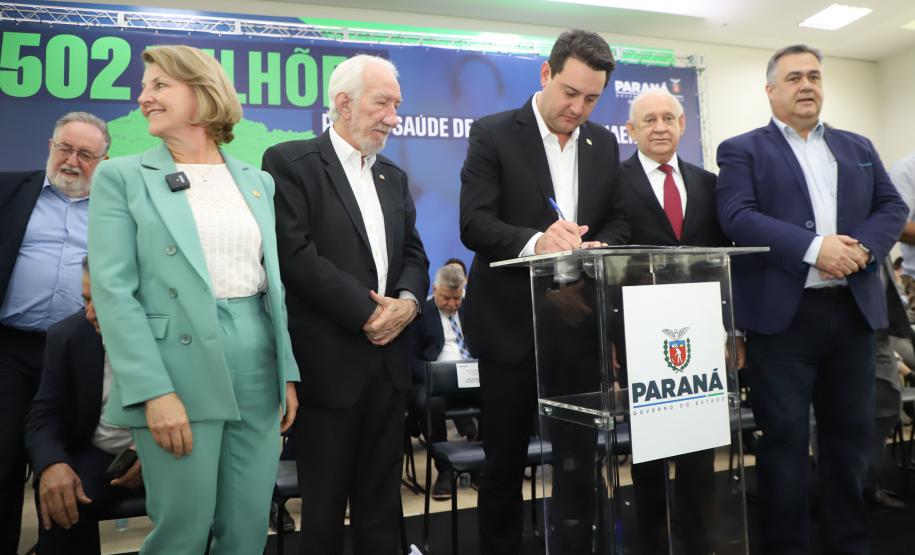 Governador libera R$ 502 milhões para fortalecer regionalização de saúde