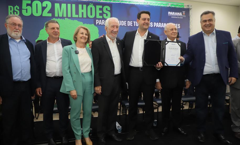 Governador libera R$ 502 milhões para fortalecer regionalização de saúde