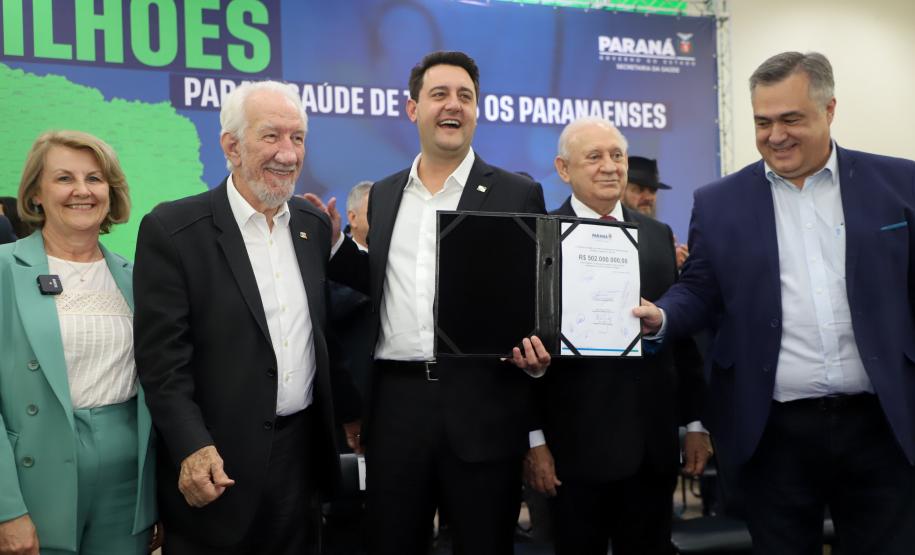 Governador libera R$ 502 milhões para fortalecer regionalização de saúde