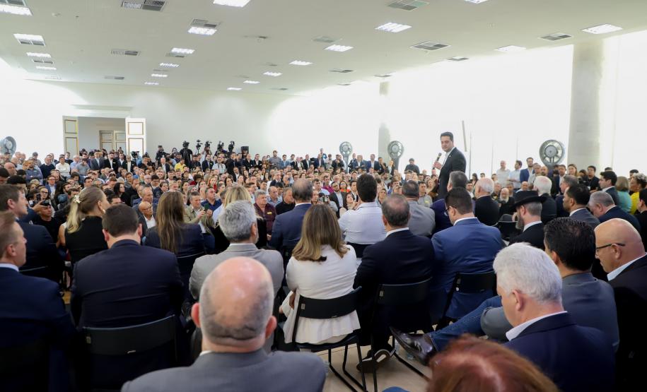 Governador libera R$ 502 milhões para fortalecer regionalização de saúde