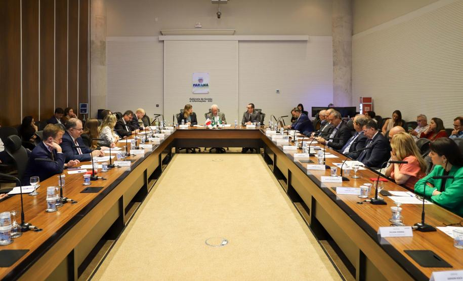 Paraná recebe a visita da cônsul-geral da França em São Paulo