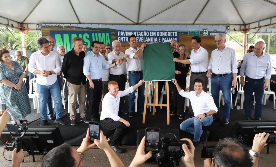 Ratinho Junior inaugura segundo trecho da PRC-280, entre Palmas e Clevelândia