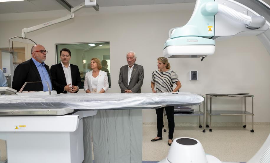 Hospital do Trabalhador de Curitiba ganha novo centro cirúrgico e enfermaria