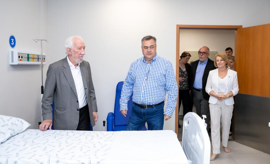 Hospital do Trabalhador de Curitiba ganha novo centro cirúrgico e enfermaria