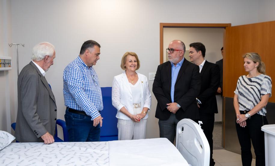 Hospital do Trabalhador de Curitiba ganha novo centro cirúrgico e enfermaria