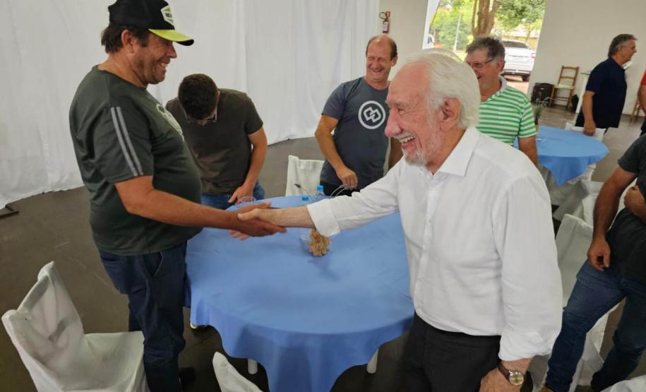 Estado firma convênio de R$ 3,4 milhões para pavimentação de estrada rural em Mariópolis