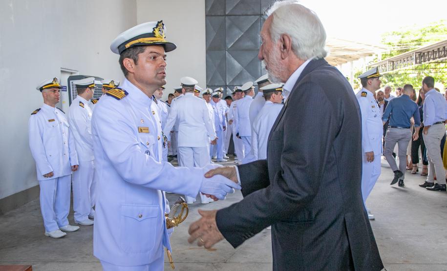 Na troca de comando da Capitania dos Portos, Piana reforça parceria do Estado e Marinha