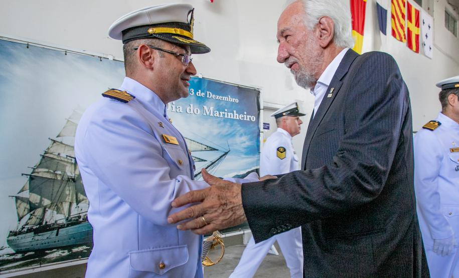 Na troca de comando da Capitania dos Portos, Piana reforça parceria do Estado e Marinha