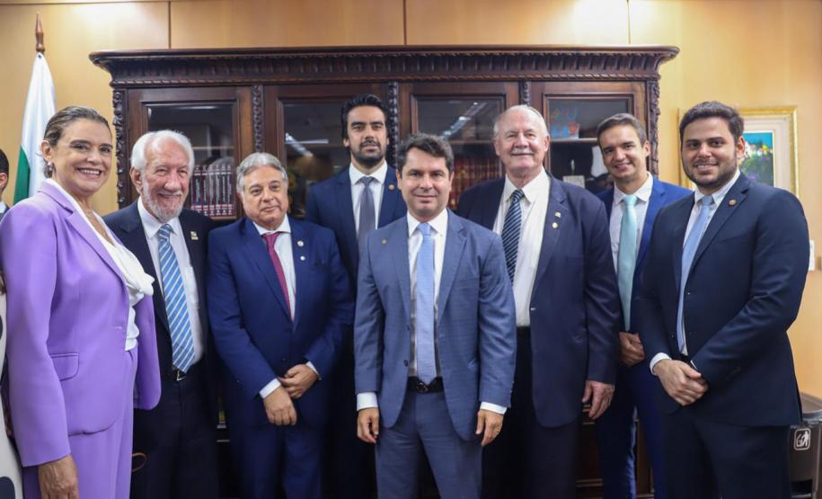 Piana enfatiza trabalho do TCE para a sociedade na posse do novo presidente