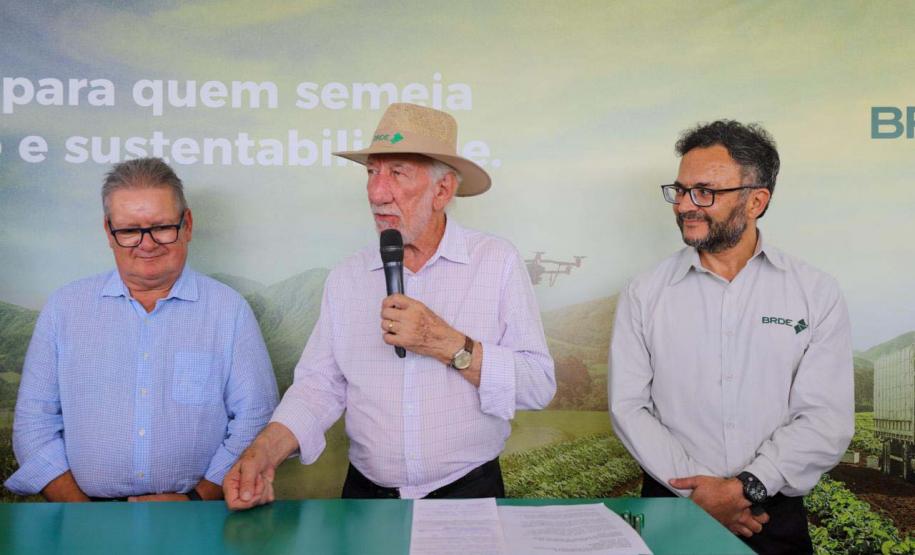 BRDE repassa recursos de incentivos fiscais para projetos sociais no Show Rural