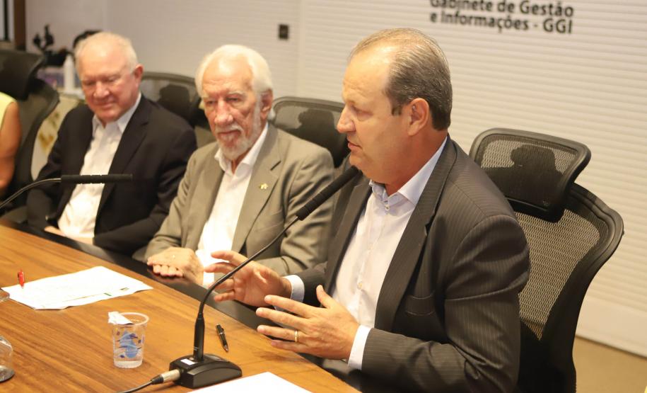 Estado concederá 100 bolsas de R$ 5 mil para doutores inovarem em empresas paranaenses