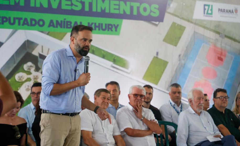 Investimento de R$ 12,7 milhões: Estado inaugura o Colégio Aníbal Khury em Guaratuba