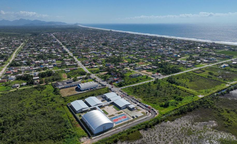 Investimento de R$ 12,7 milhões: Estado inaugura o Colégio Aníbal Khury em Guaratuba