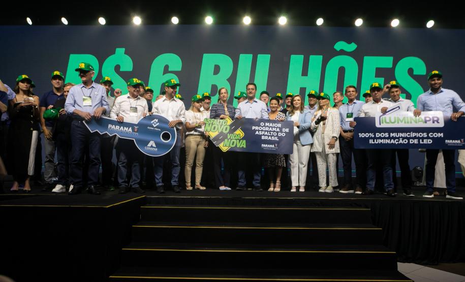 Programa Ilumina Paraná vai levar luz de LED para 100% dos municípios do Estado