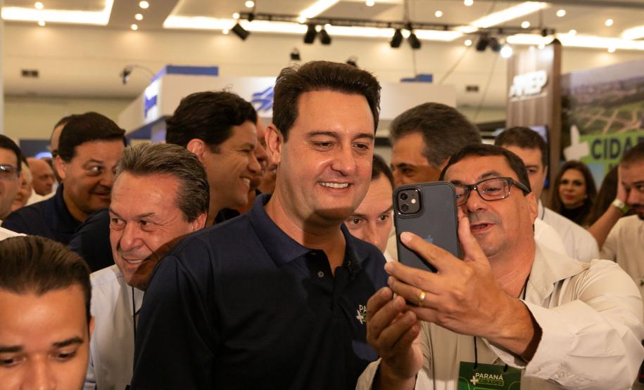 Governador destaca parceria com municípios na abertura do Paraná Mais Cidades