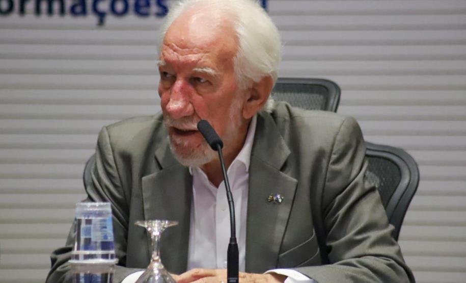 Paraná debate logística reversa com cadeia de fabricantes de baterias