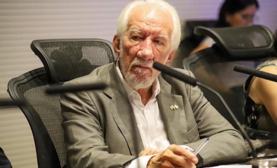 Paraná debate logística reversa com cadeia de fabricantes de baterias