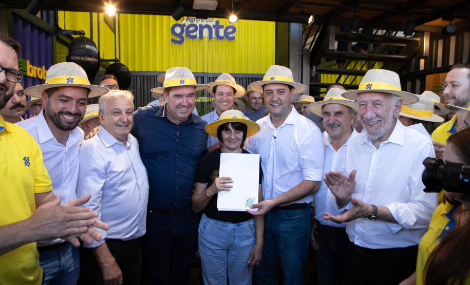 Pequenos produtores financiam placas solares com apoio do Estado no Show Rural