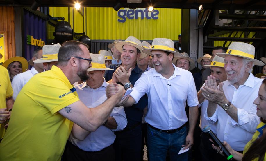 Pequenos produtores financiam placas solares com apoio do Estado no Show Rural