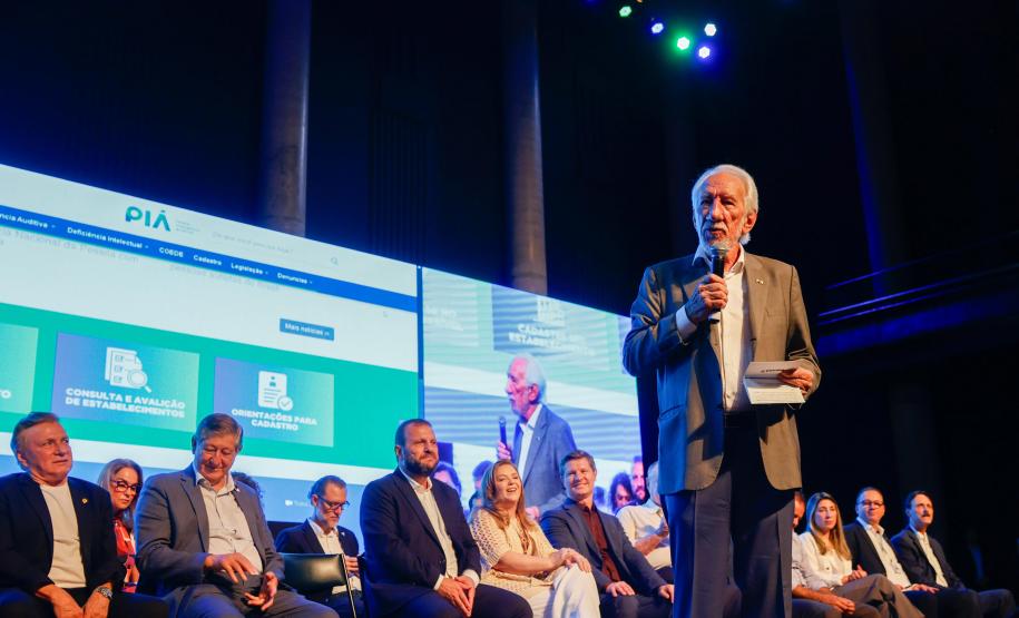 Estado lança site com foco na acessibilidade em capacitação sobre assistência social