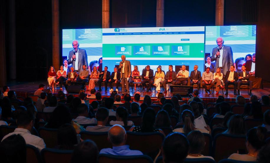 Estado lança site com foco na acessibilidade em capacitação sobre assistência social