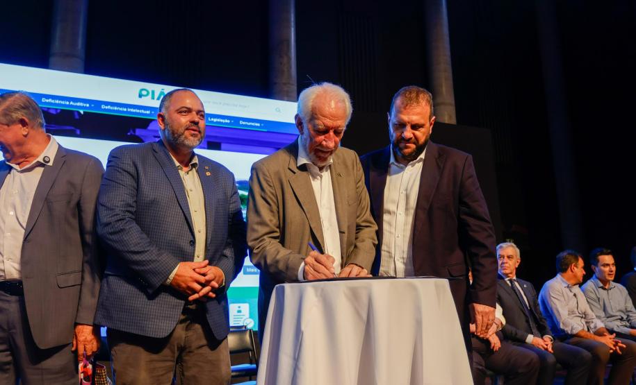 Estado lança site com foco na acessibilidade em capacitação sobre assistência social