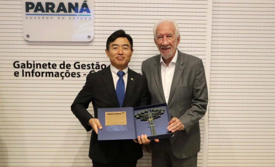 Darci Piana apresenta potenciais do Paraná ao cônsul-geral da Coreia do Sul em São Paulo