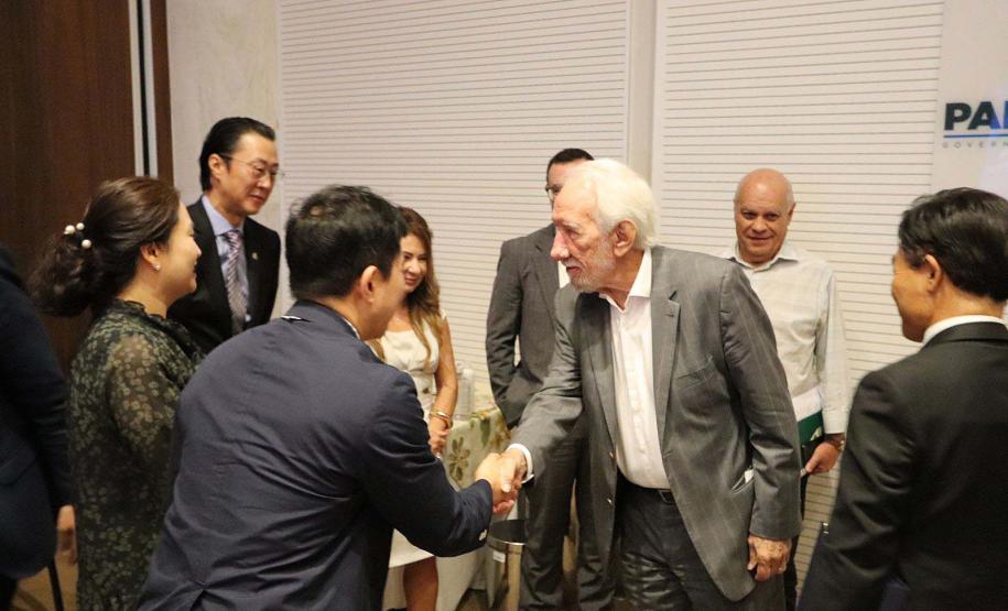 Darci Piana apresenta potenciais do Paraná ao cônsul-geral da Coreia do Sul em São Paulo