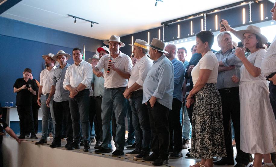 Governador assina protocolos para uso de biogás e biometano no transporte rodoviário