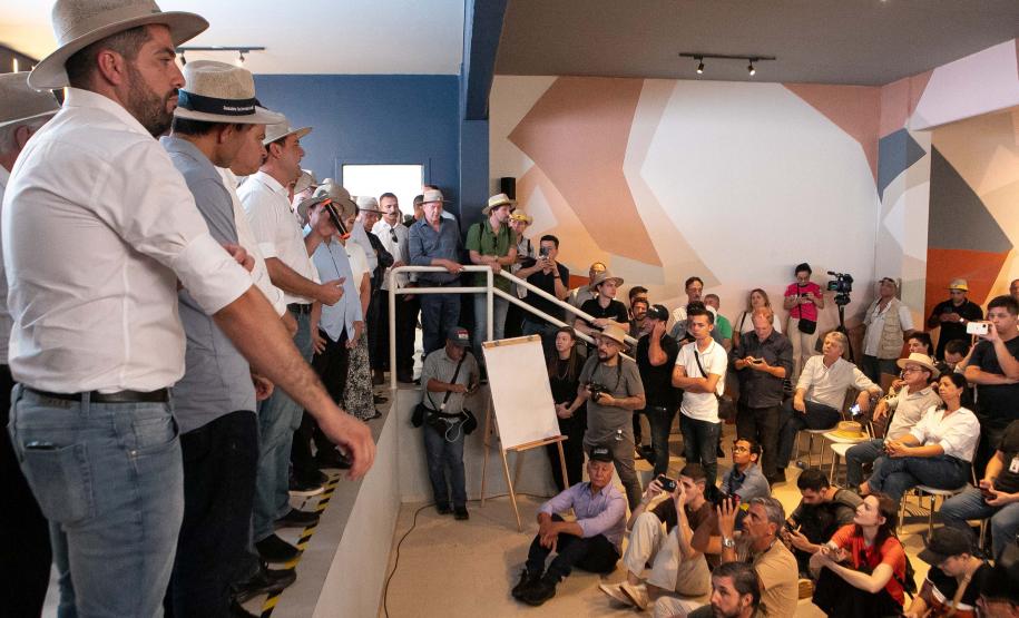 Governador assina protocolos para uso de biogás e biometano no transporte rodoviário