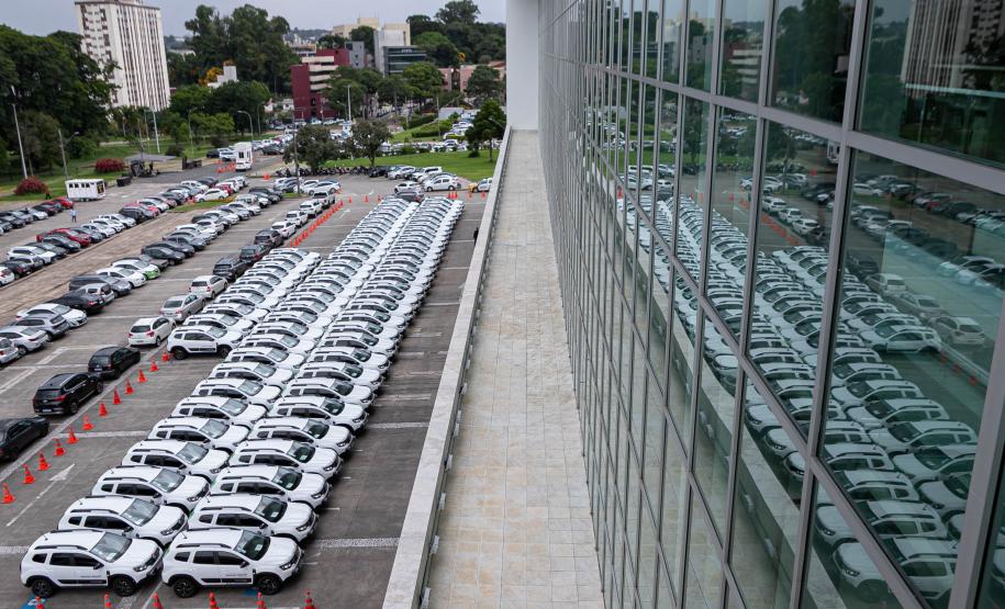 Com investimento de R$ 9 milhões, Estado renova frota da Adapar com 70 veículos novos