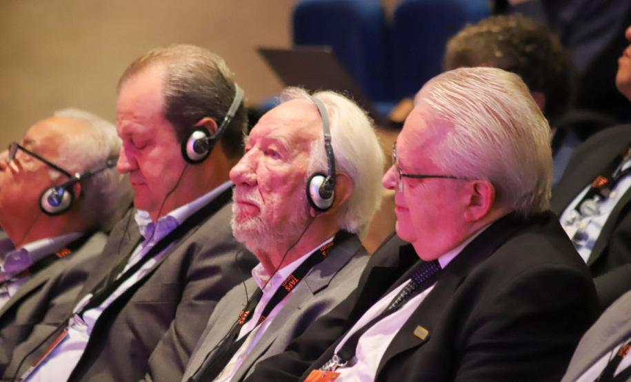 Paraná terá banco de antígenos e vacinas contra febre aftosa para atender todo o País